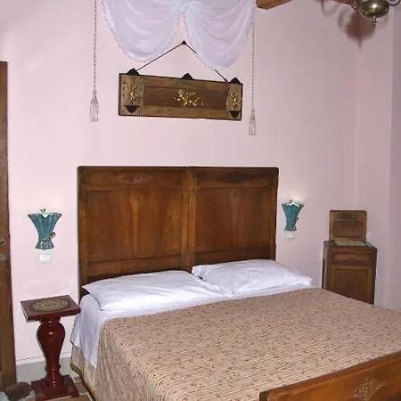 アパートホテル La Casa Del Falegname ウンベルティデ